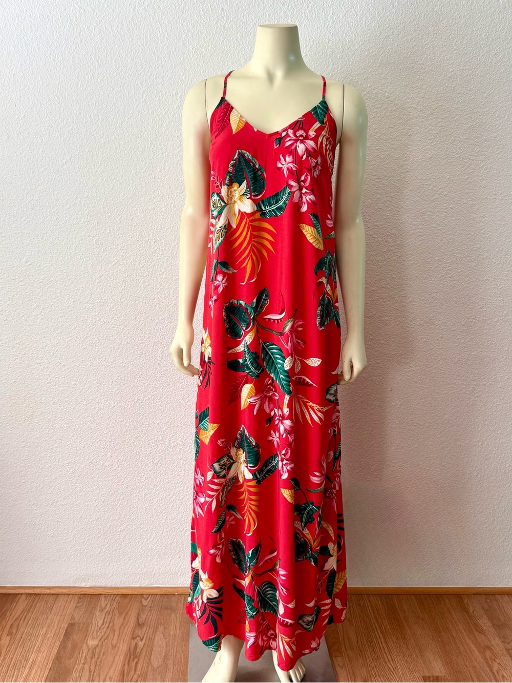 Old Navy Tropical Red Floral Maxi Dress Spaghetti Strap Summer Vacation Size S